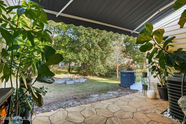 5935 CREEKSIDE CROSSING Drive, Jacksonville, FL 32210