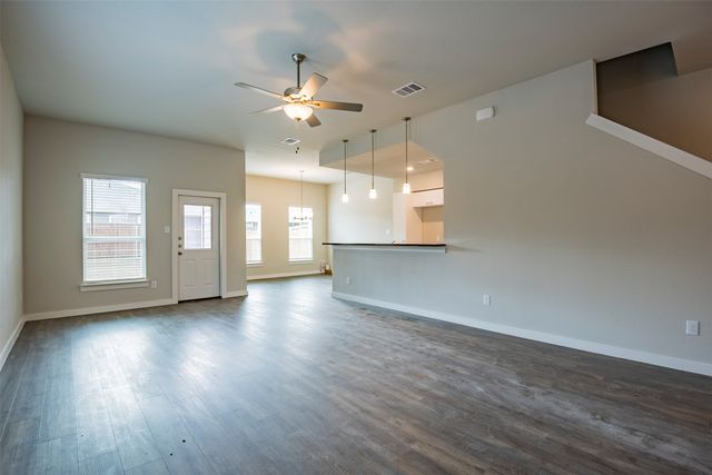 644 Wheatfield Drive, Venus, TX 76084