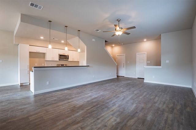 644 Wheatfield Drive, Venus, TX 76084