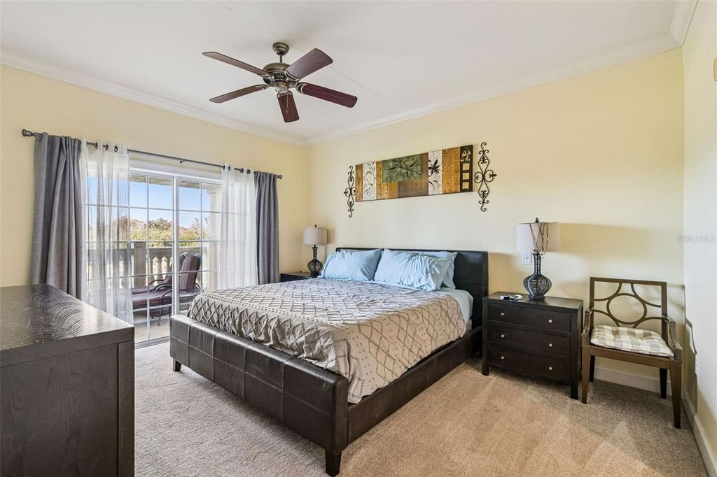 Image 19 of property listing at 1356 CENTRE COURT DRIVE 202, Reunion, FL 34747