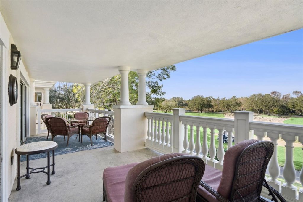 Image 37 of property listing at 1356 CENTRE COURT DRIVE 202, Reunion, FL 34747
