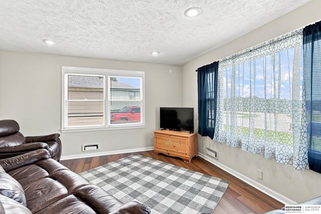 3903 Redick Avenue, Omaha, NE 68112
