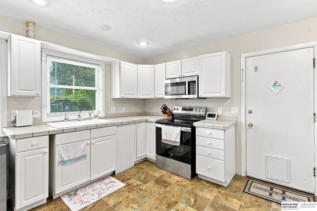 3903 Redick Avenue, Omaha, NE 68112