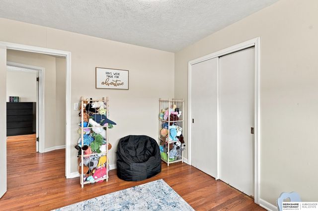 3903 Redick Avenue, Omaha, NE 68112