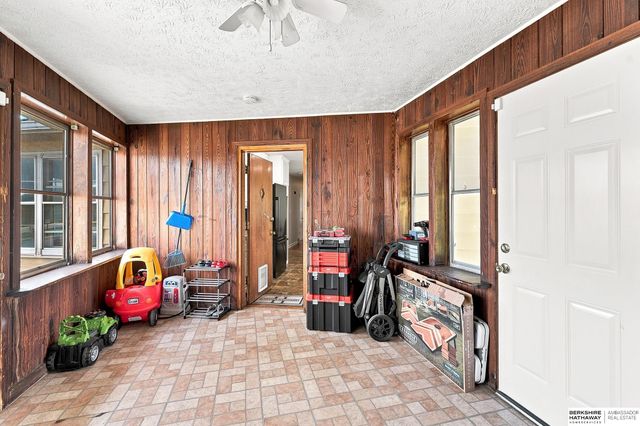 3903 Redick Avenue, Omaha, NE 68112