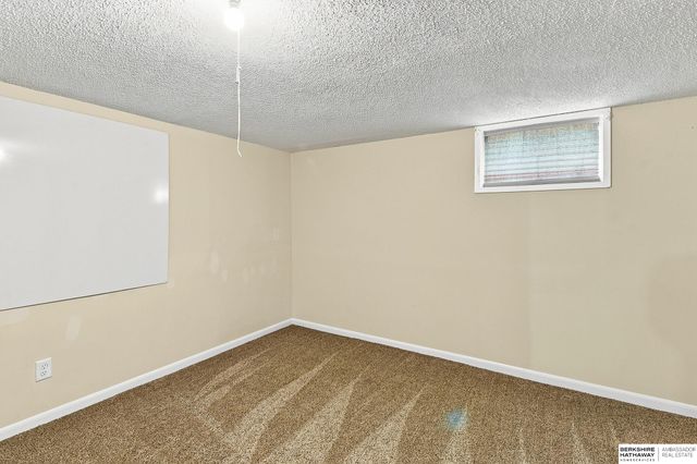3903 Redick Avenue, Omaha, NE 68112