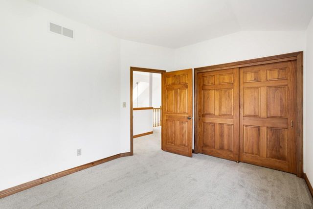 13620 W Eagle TRACE, New Berlin, WI 53151