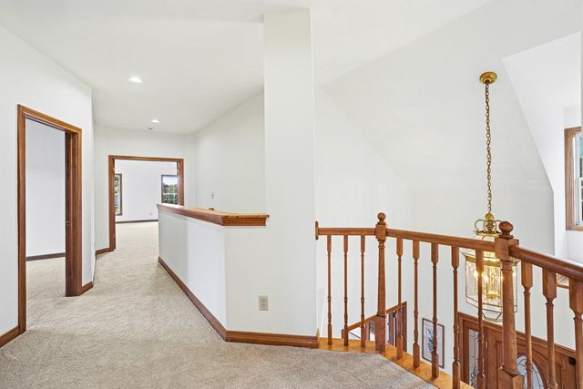 13620 W Eagle TRACE, New Berlin, WI 53151