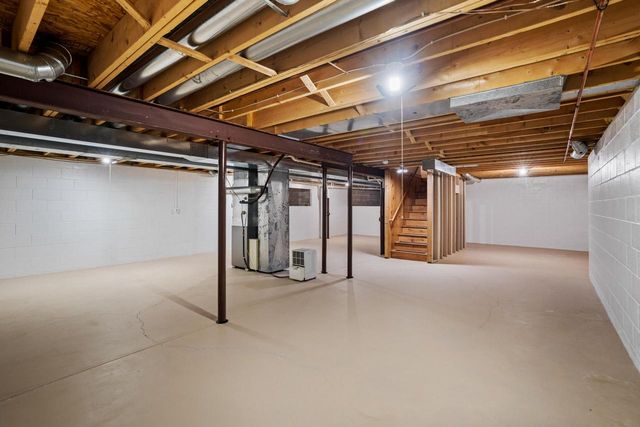 13620 W Eagle TRACE, New Berlin, WI 53151