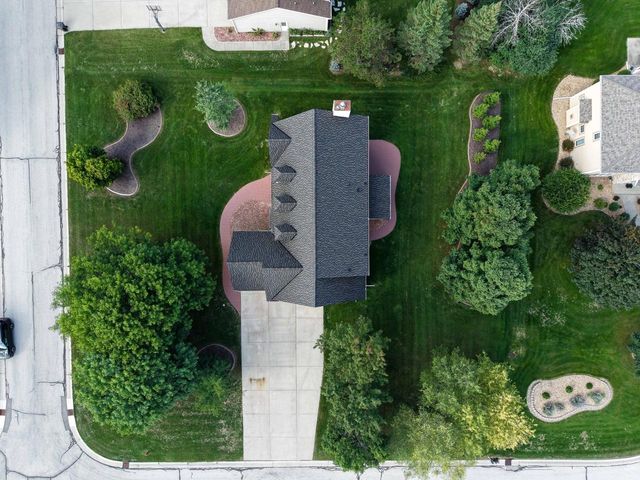13620 W Eagle TRACE, New Berlin, WI 53151