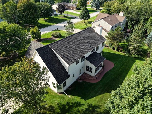 13620 W Eagle TRACE, New Berlin, WI 53151