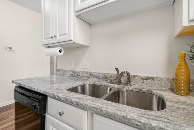 2050 Cross Gate Blvd Unit 201, Myrtle Beach, SC 29575
