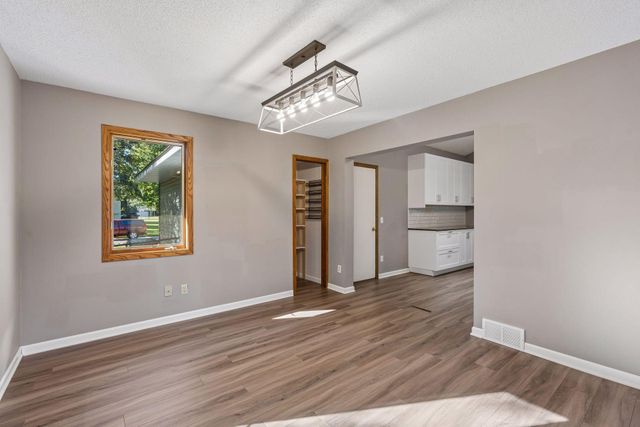 7624 112th Avenue N, Champlin, MN 55316
