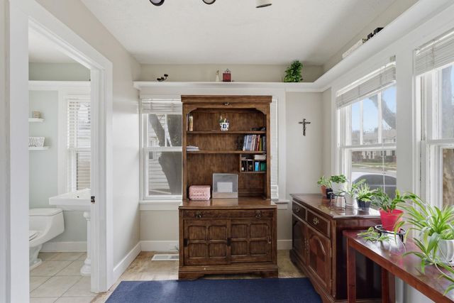 420 N Quentin, Wichita, KS 67208