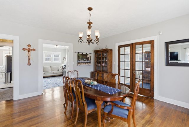 420 N Quentin, Wichita, KS 67208