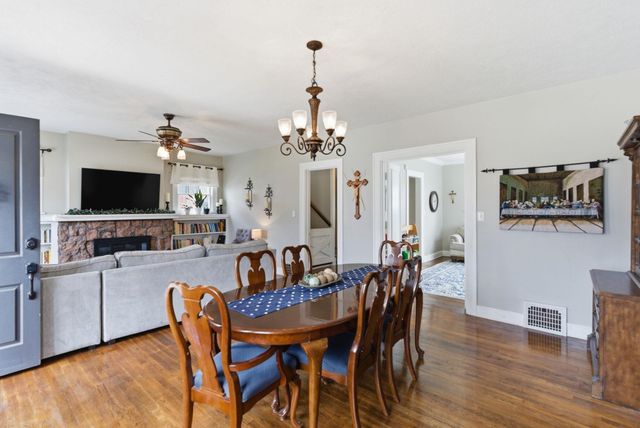 420 N Quentin, Wichita, KS 67208