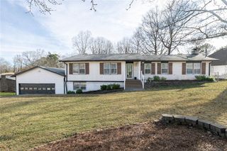 1527 Dupree Road, Woodstock, GA 30189