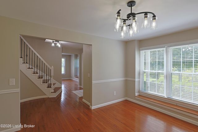 225 Donna Ave, Taylorsville, KY 40071