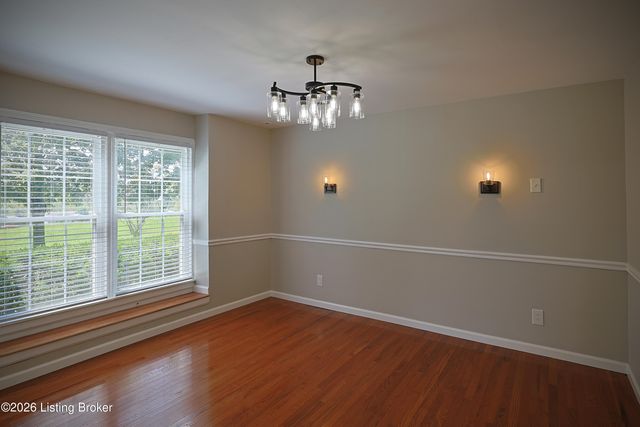 225 Donna Ave, Taylorsville, KY 40071