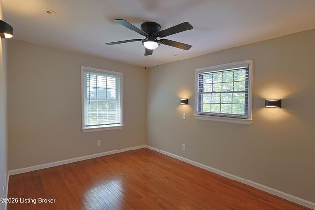 225 Donna Ave, Taylorsville, KY 40071