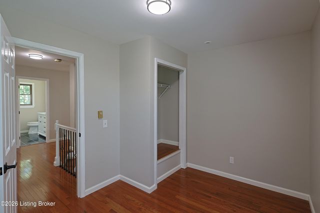 225 Donna Ave, Taylorsville, KY 40071