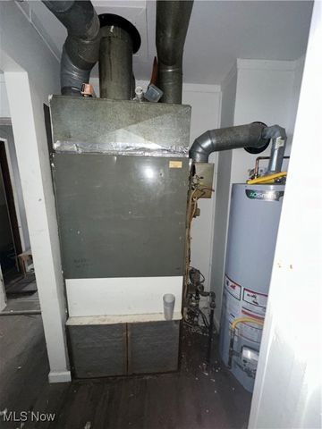 637 and 639 Dehass Street, Martins Ferry, OH 43935