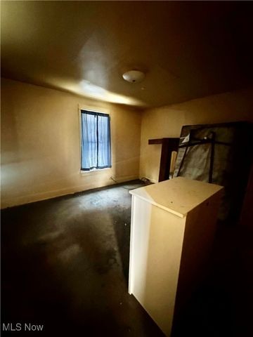 637 and 639 Dehass Street, Martins Ferry, OH 43935