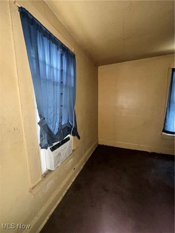 637 and 639 Dehass Street, Martins Ferry, OH 43935