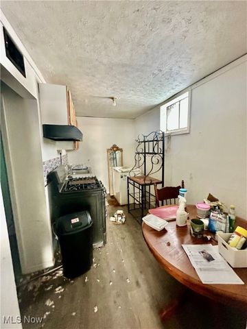 637 and 639 Dehass Street, Martins Ferry, OH 43935