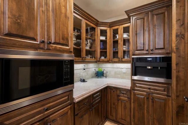 7953 Sentinel, San Diego, CA 92127