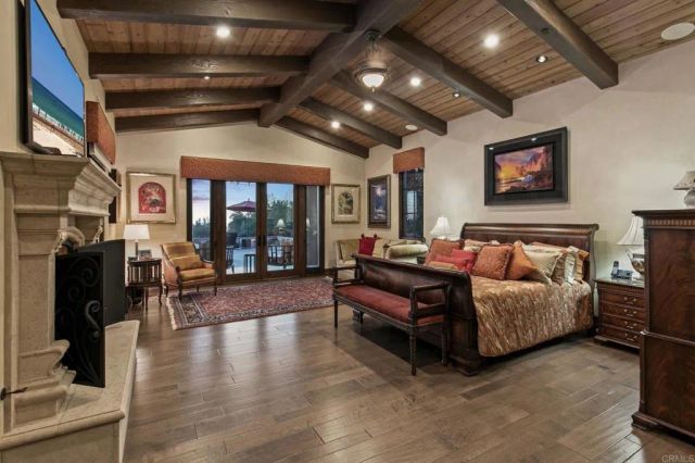 7953 Sentinel, San Diego, CA 92127