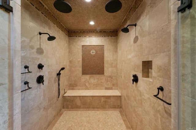 7953 Sentinel, San Diego, CA 92127