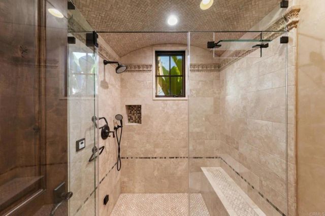 7953 Sentinel, San Diego, CA 92127