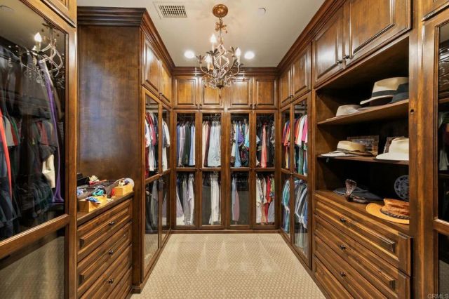 7953 Sentinel, San Diego, CA 92127