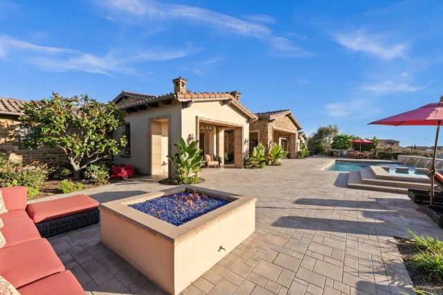 7953 Sentinel, San Diego, CA 92127