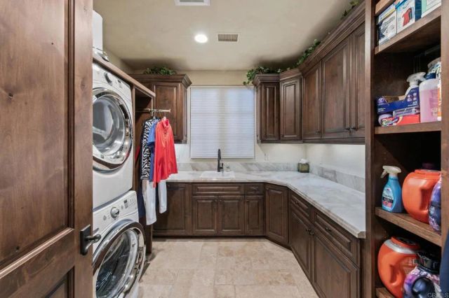 7953 Sentinel, San Diego, CA 92127