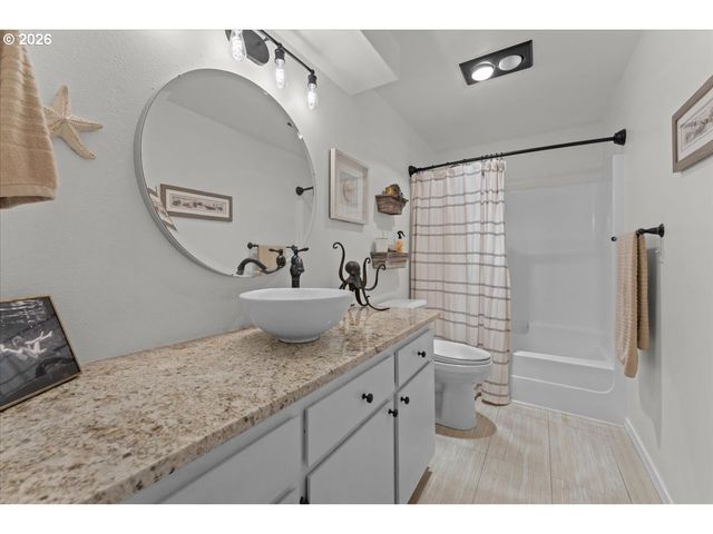 13909 Ne 8TH St, Vancouver, WA 98684