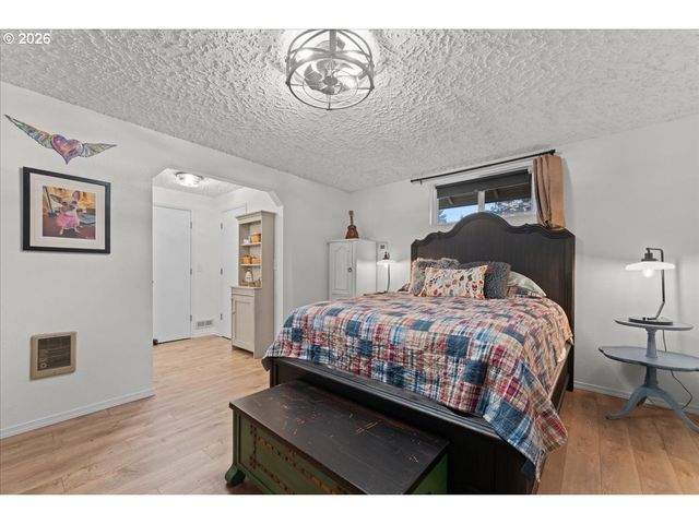 13909 Ne 8TH St, Vancouver, WA 98684