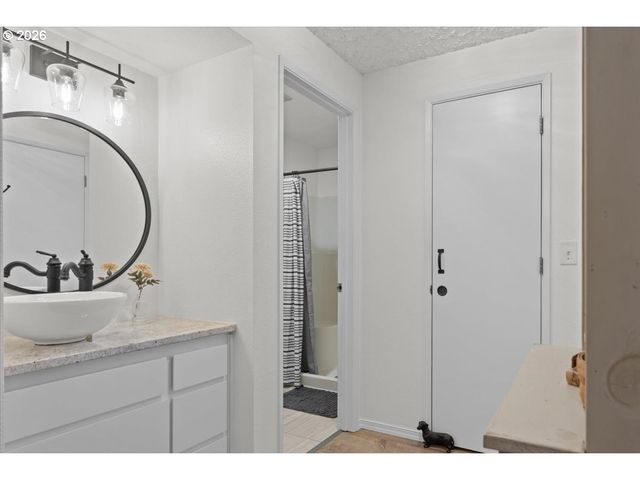 13909 Ne 8TH St, Vancouver, WA 98684