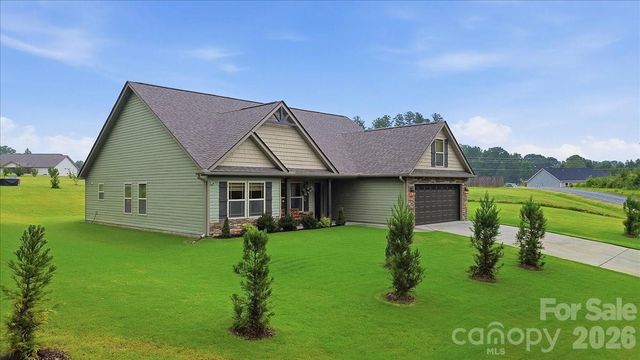 82 Mae Miller Road, Columbus, NC 28722