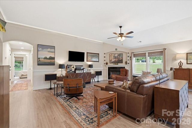 82 Mae Miller Road, Columbus, NC 28722