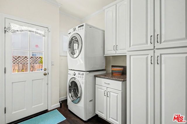2273 Manning Avenue, Los Angeles, CA 90064