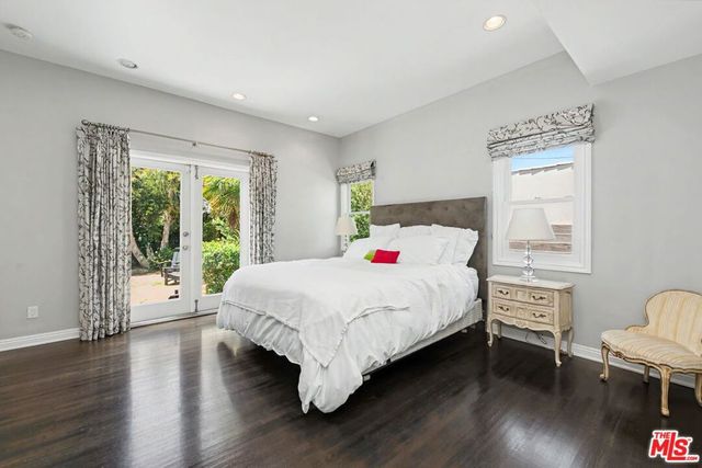 2273 Manning Avenue, Los Angeles, CA 90064