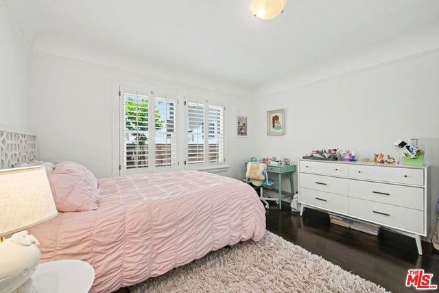 2273 Manning Avenue, Los Angeles, CA 90064
