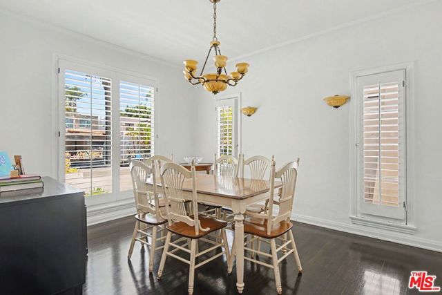 2273 Manning Avenue, Los Angeles, CA 90064