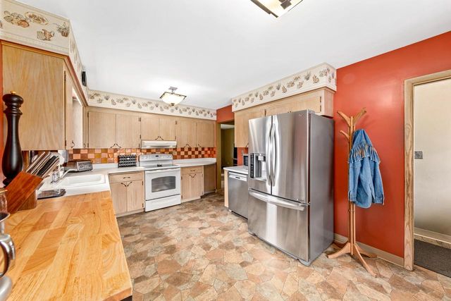 3222 Yorktown STREET, Racine, WI 53404