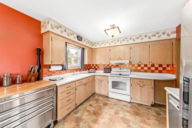 3222 Yorktown STREET, Racine, WI 53404