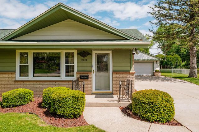 3222 Yorktown STREET, Racine, WI 53404