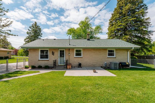 3222 Yorktown STREET, Racine, WI 53404