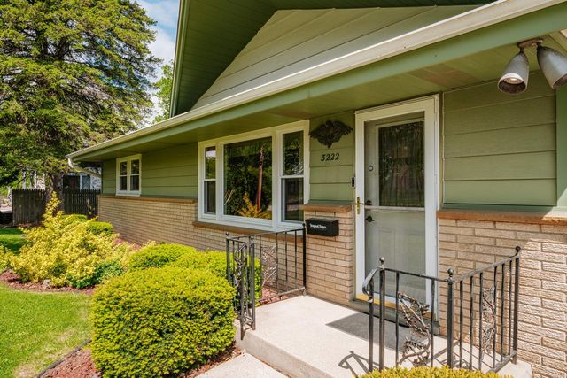 3222 Yorktown STREET, Racine, WI 53404